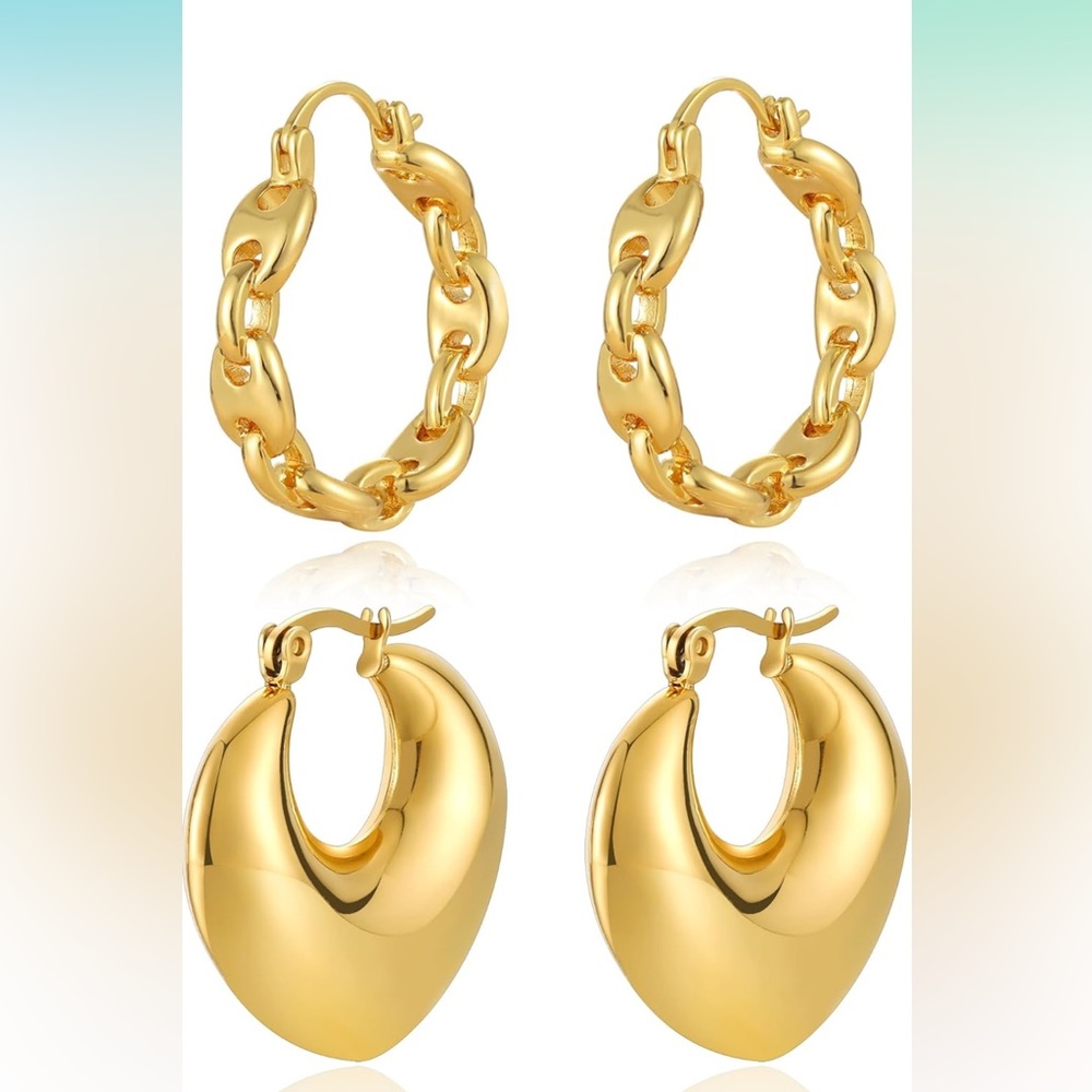 🔥 2 pair of Huggy Chunky Dangle Earrings-NWT